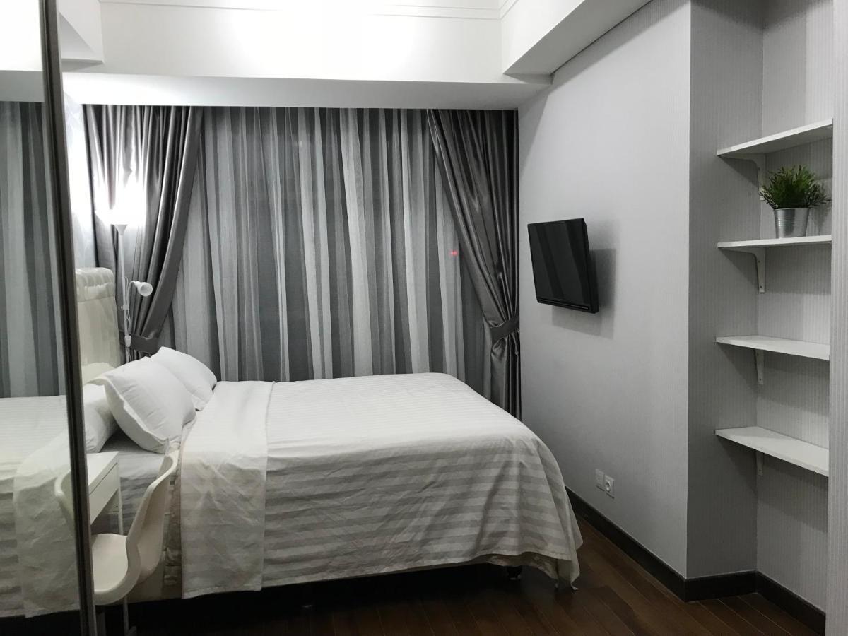 Luxury 2 Bedroom Condo At Casa Grande Residence - Kasablanka Mall Jakarta Exterior foto